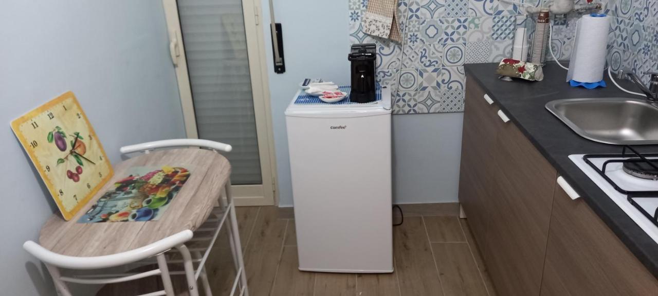 Diana Bed & Breakfast Наполи Екстериор снимка